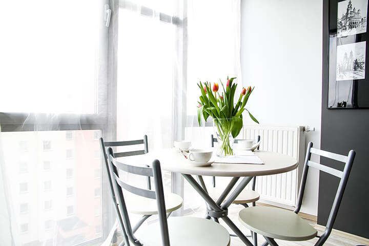 Use Flowers Home Staging on a Budget