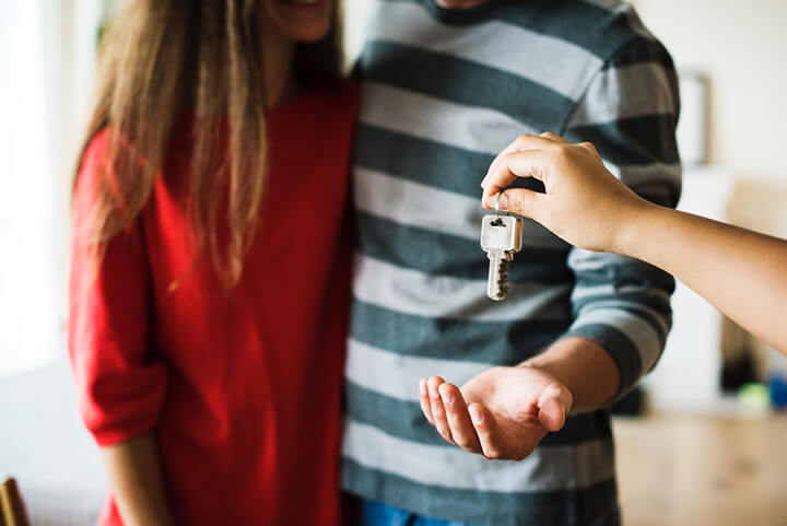 Ultimate Guide to Leasing Property in a Slow Market Retain Great Tenants